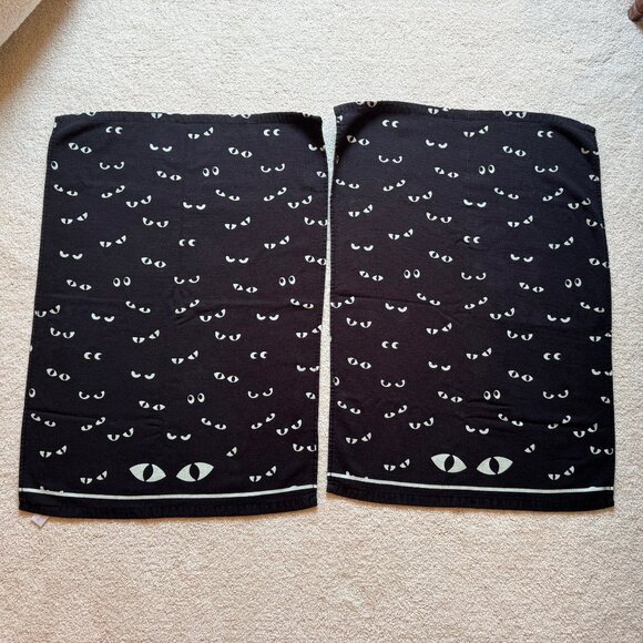 Set of 2 Novogratz Halloween Eye Kitchen Dish Towels - Picture 1 of 3